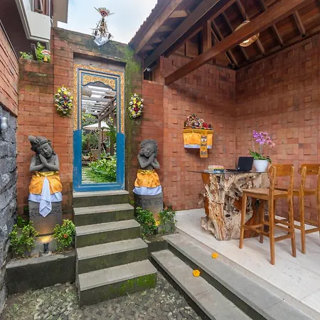 Kirani House - Joglo Villa Bali